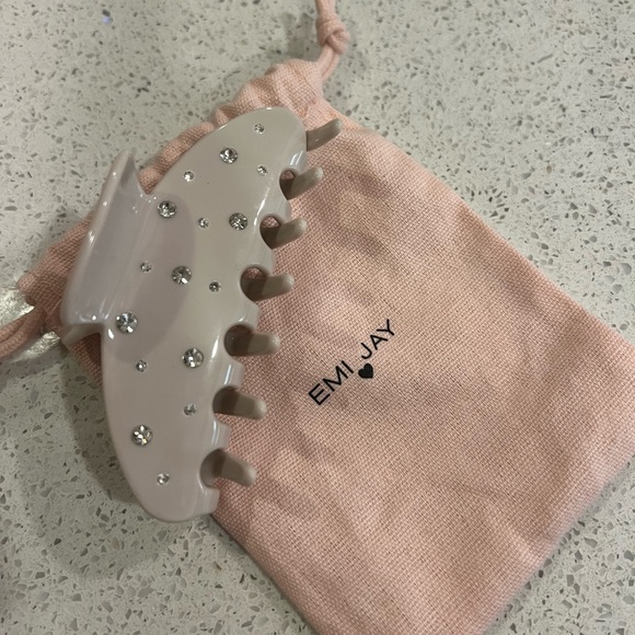 Emi Jay Hair Clip - Picture 1 of 7